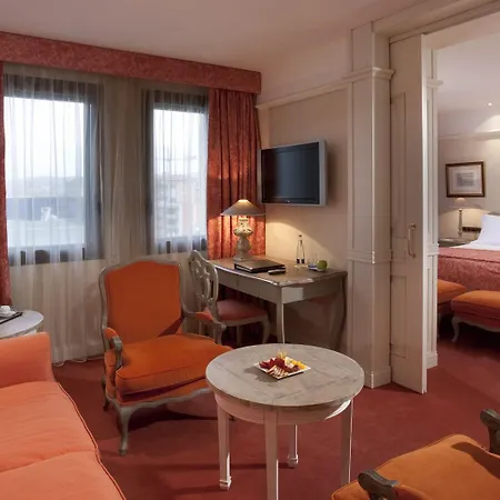 Cmc Hotel 4*