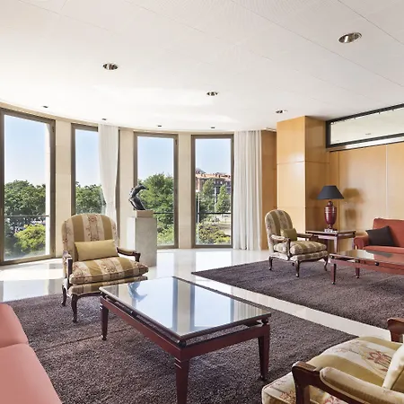 Western Premier Cmc Hotel 4*