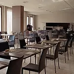 Western Premier Cmc Szálloda Girona