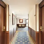 Western Premier Cmc Szálloda 4*