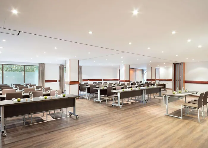 Western Premier Cmc Hotel 4*